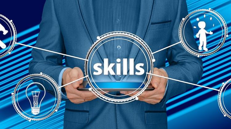 Central Bank: Education Improvements Could Boost Competitiveness