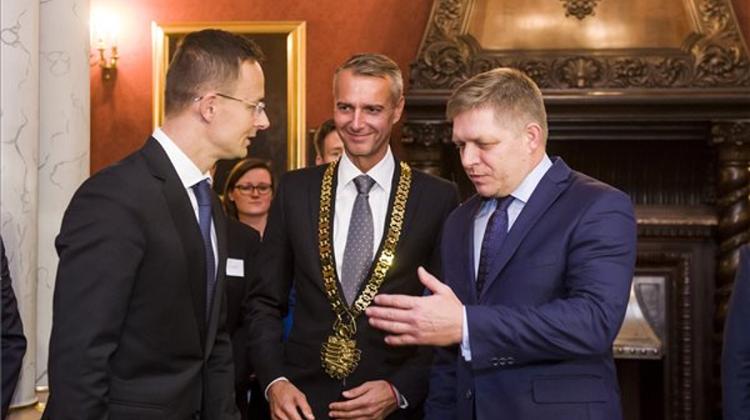 Hungary, Slovakia Sign Declaration Of Intent For Construction Of North-South Gas Pipeline