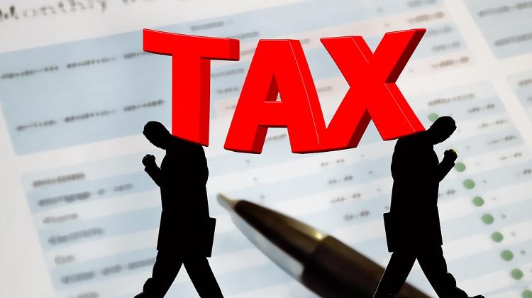 Businesses, Households To Make EUR 830m-900m In Tax Savings Next Year