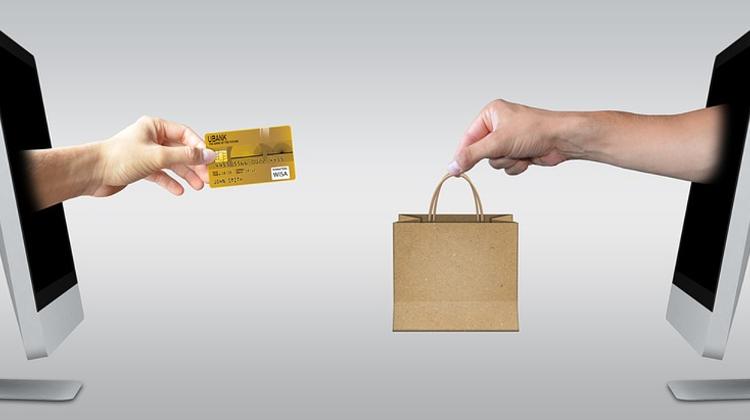 Online Retail Sales Could Reach HUF 380 Bn In 2017