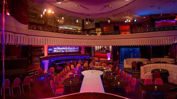 The Sexiest Ladies - Budapest Lap Dancing Club - 4Play Lounge