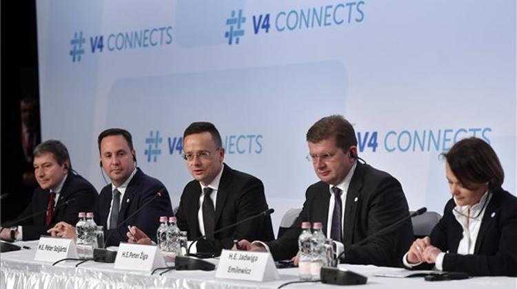 Szijjártó: Hungary Has Not Accepted Any Migrants